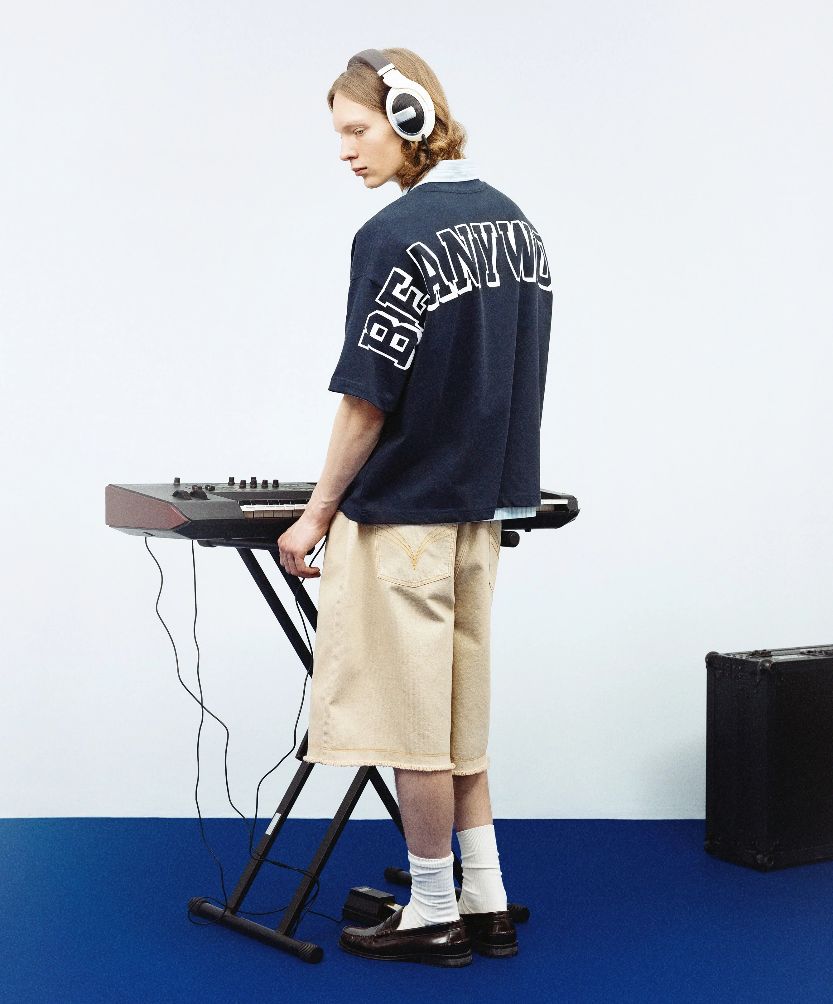 Beanywood Tee Navy - Image 2