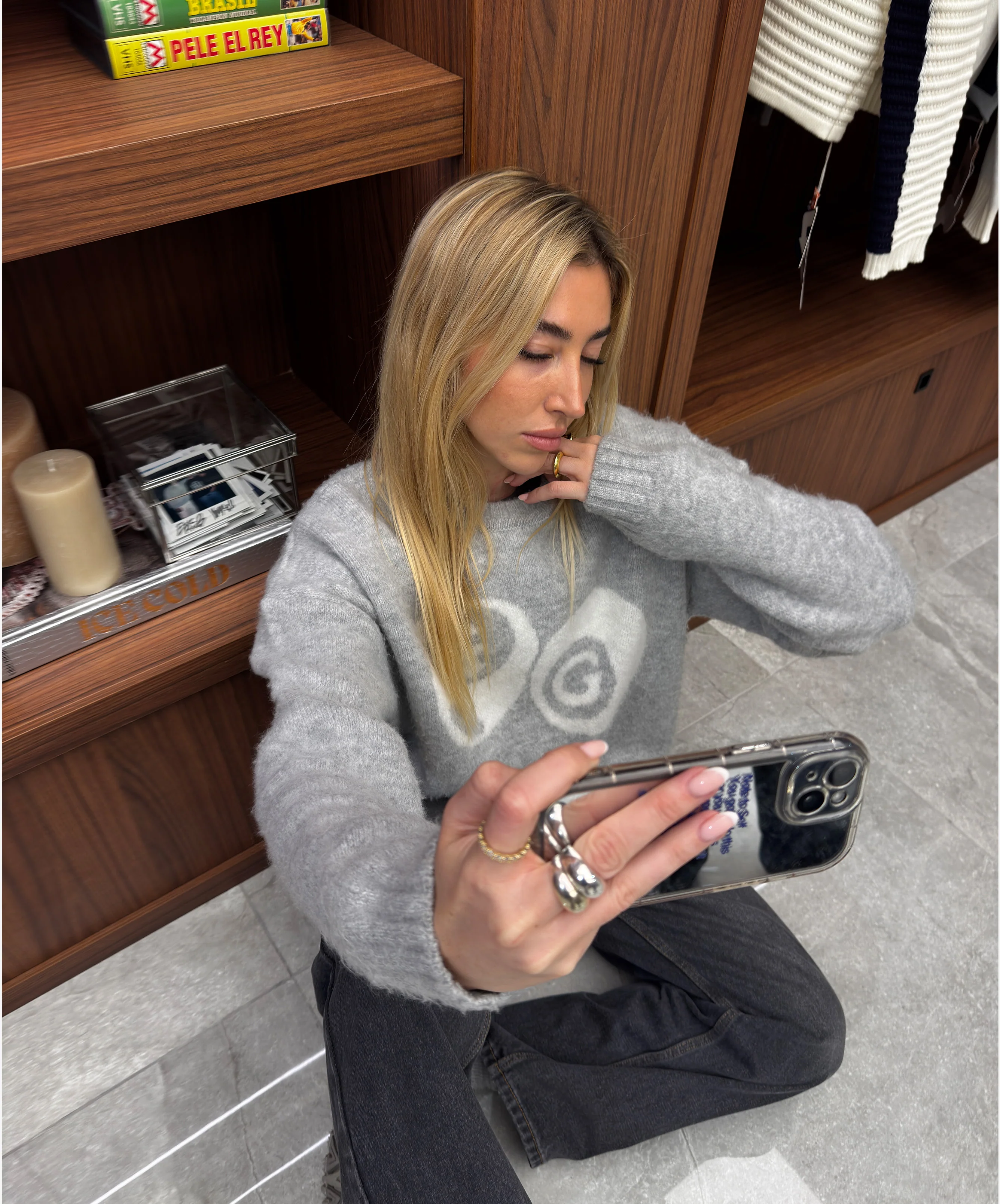Billiard Knitted Sweater Light Grey - Image 10