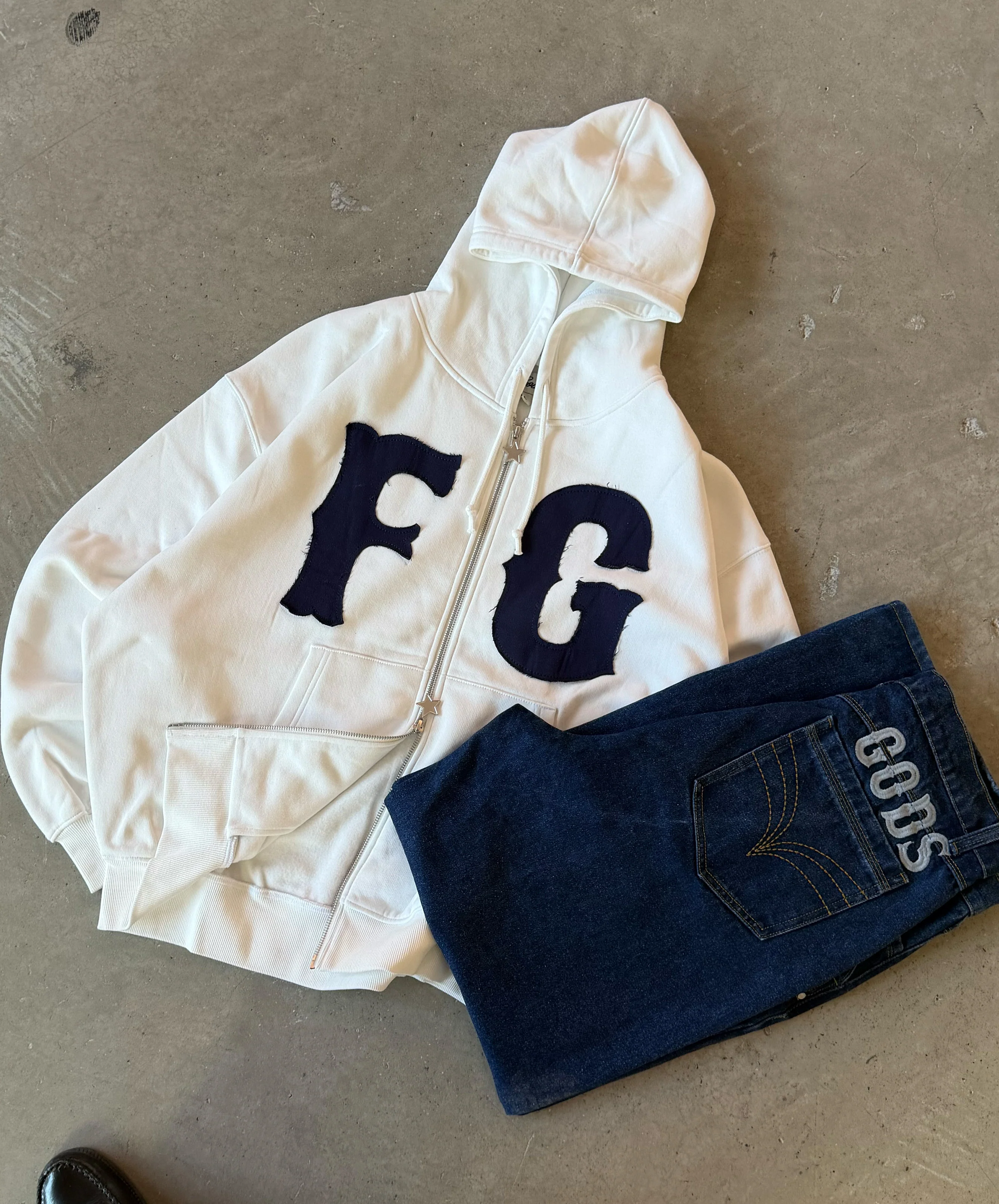 FG Zipper Light Cream - Image 7