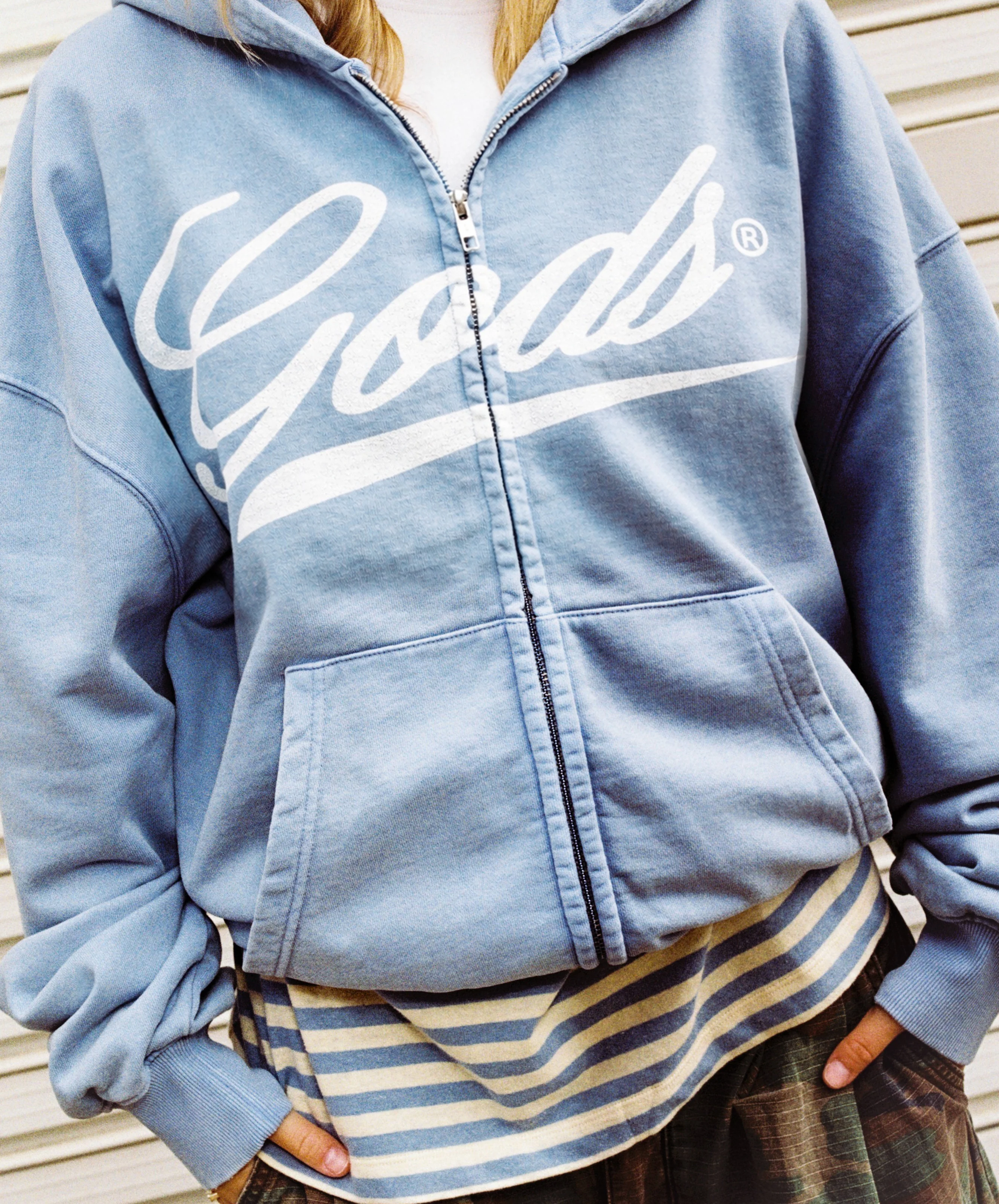 Gods Sunfaded Zipper Blue - Image 4