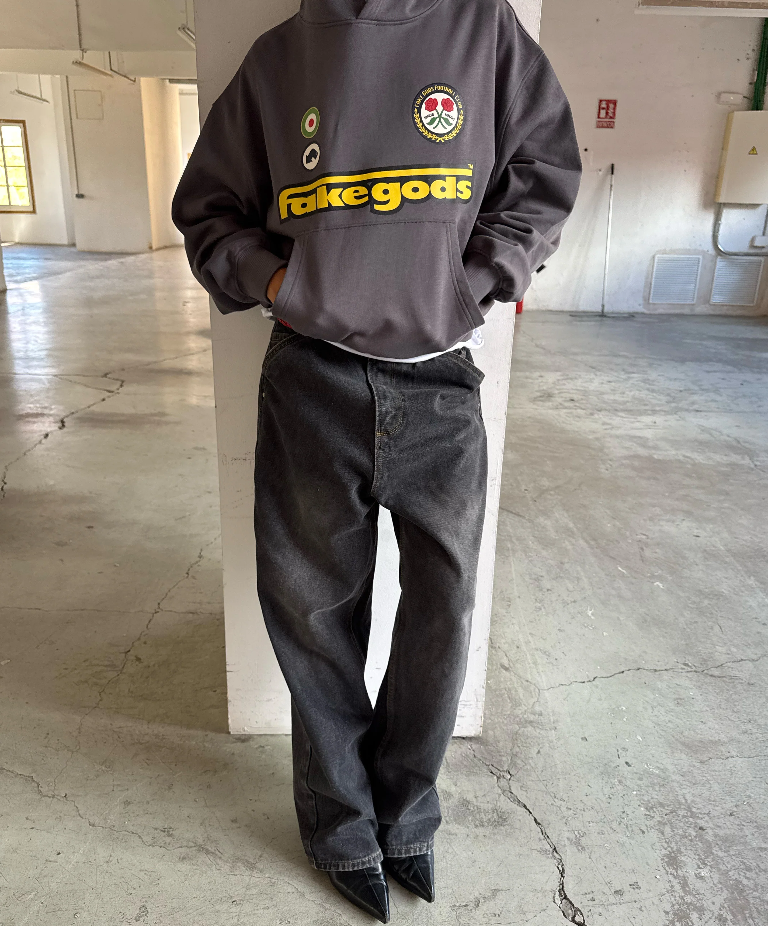 Imperatore Hoodie Dark Grey - Image 9