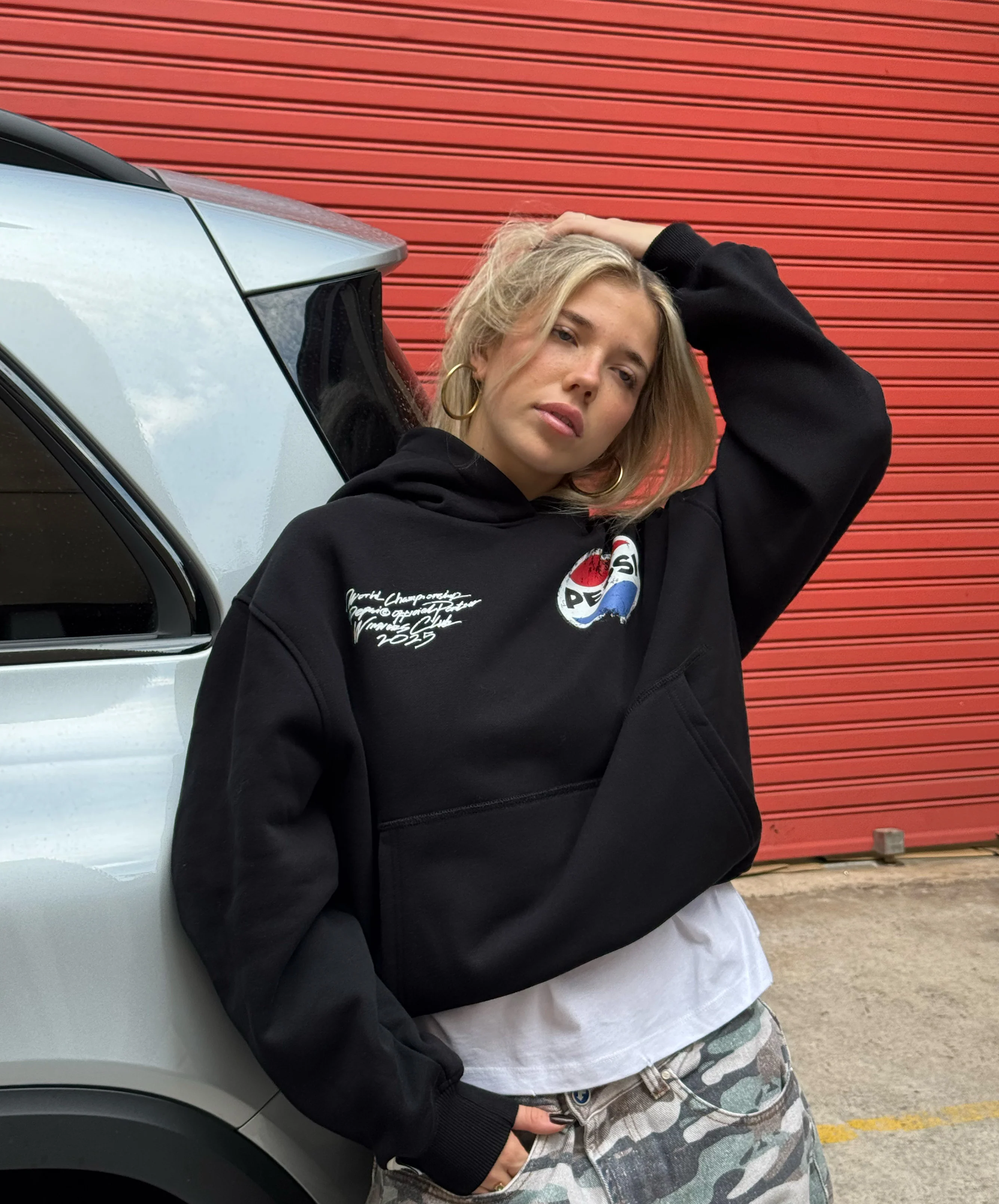 Spark Cropped Hoodie Black - Image 5