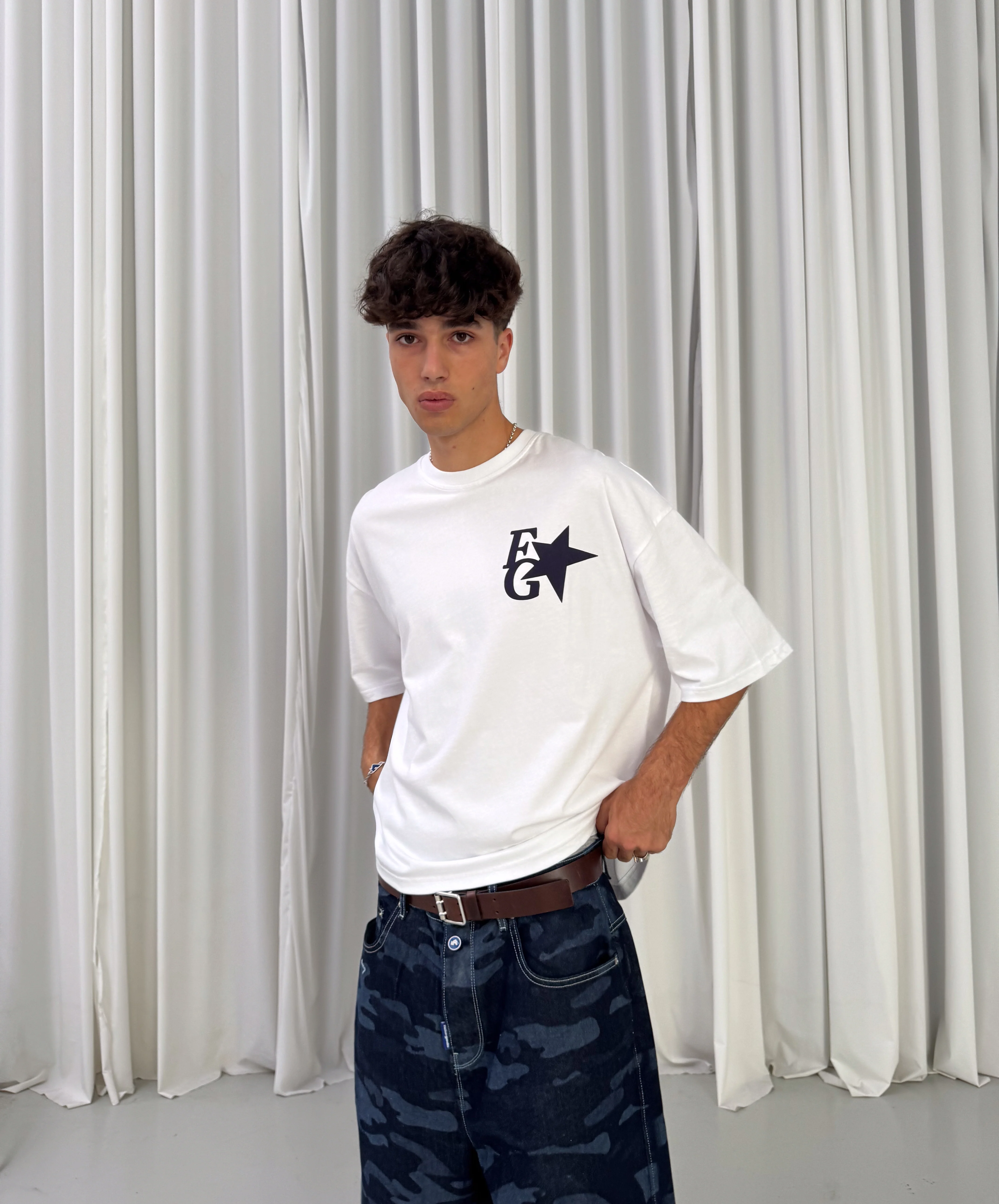 Star Boxy Tee White - Image 8