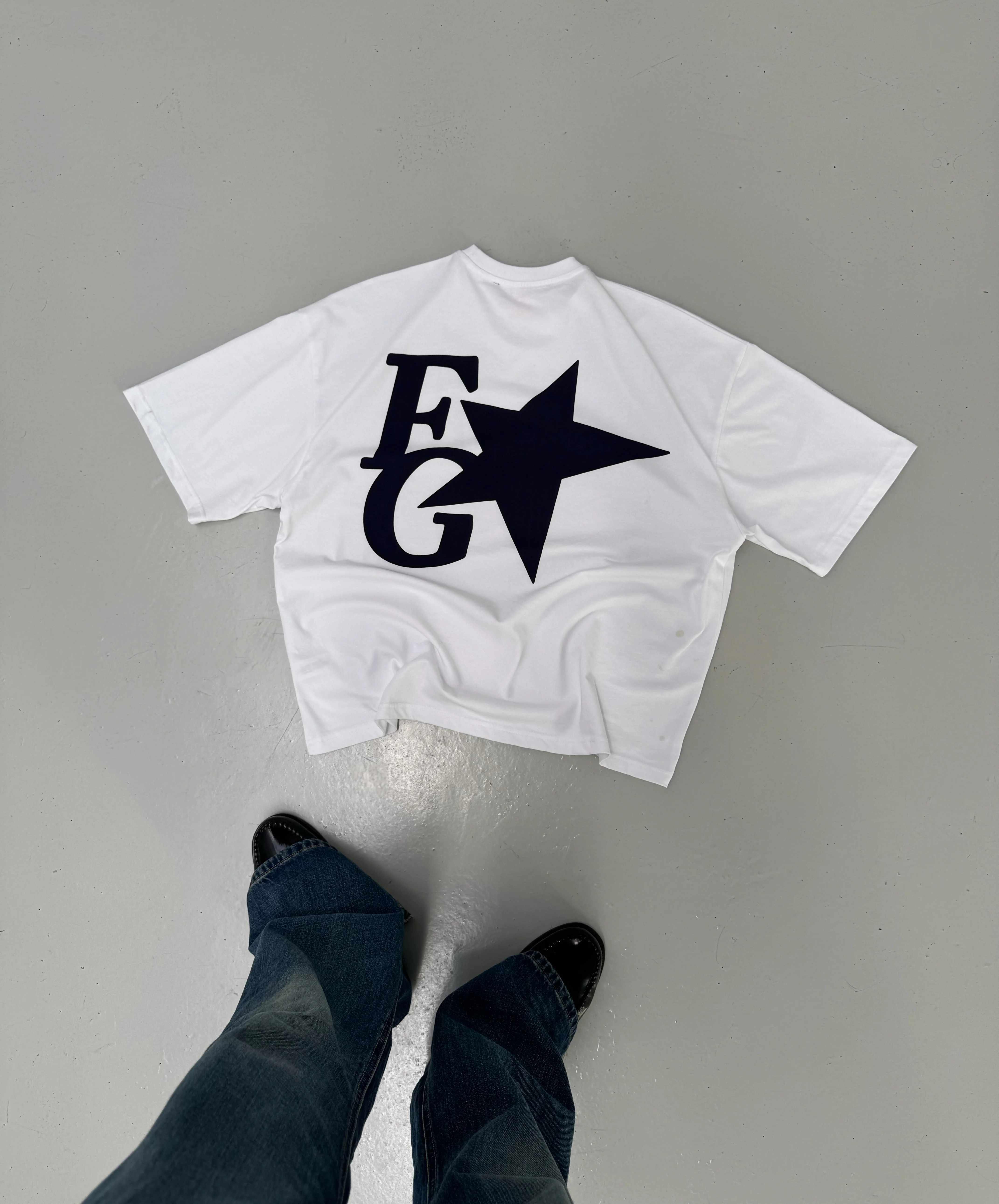 Star Boxy Tee White - Image 9