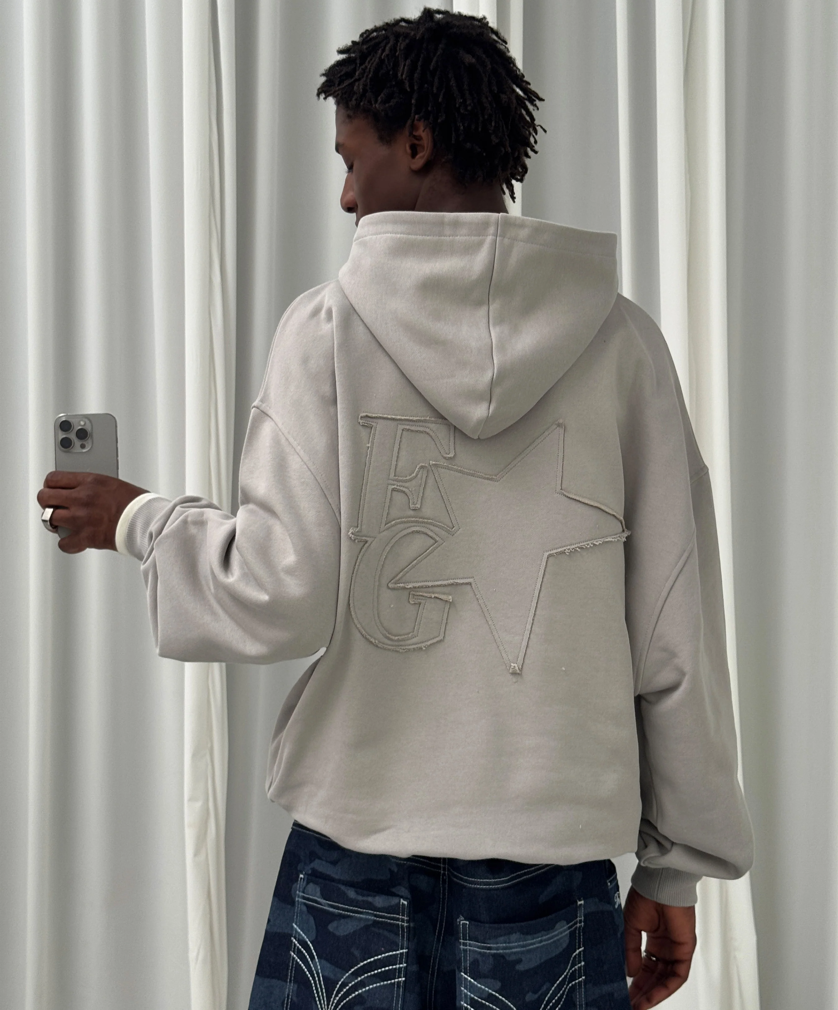 Star Hoodie Mid Grey - Image 6