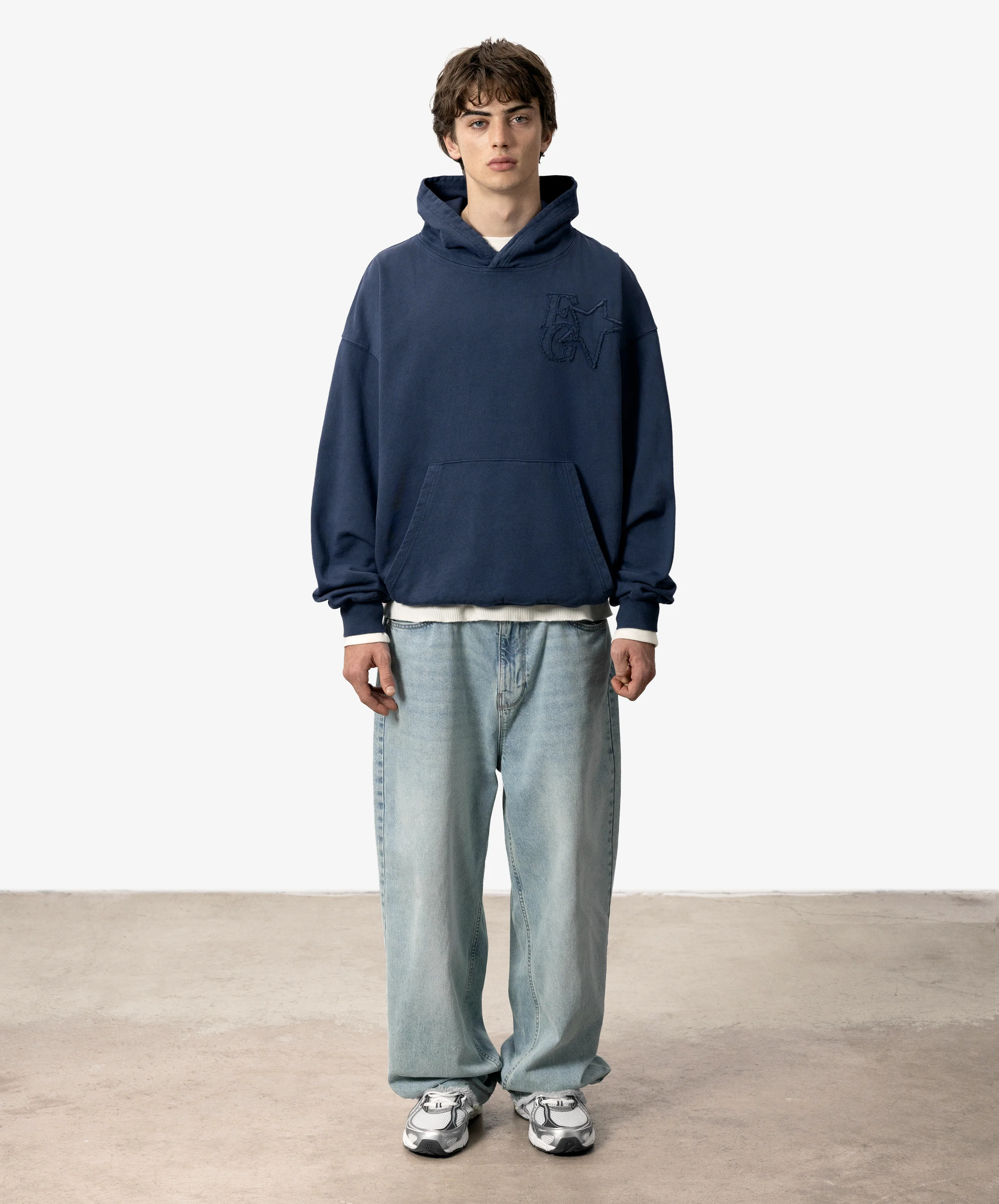 Star Washed Hoodie Navy - Image 5