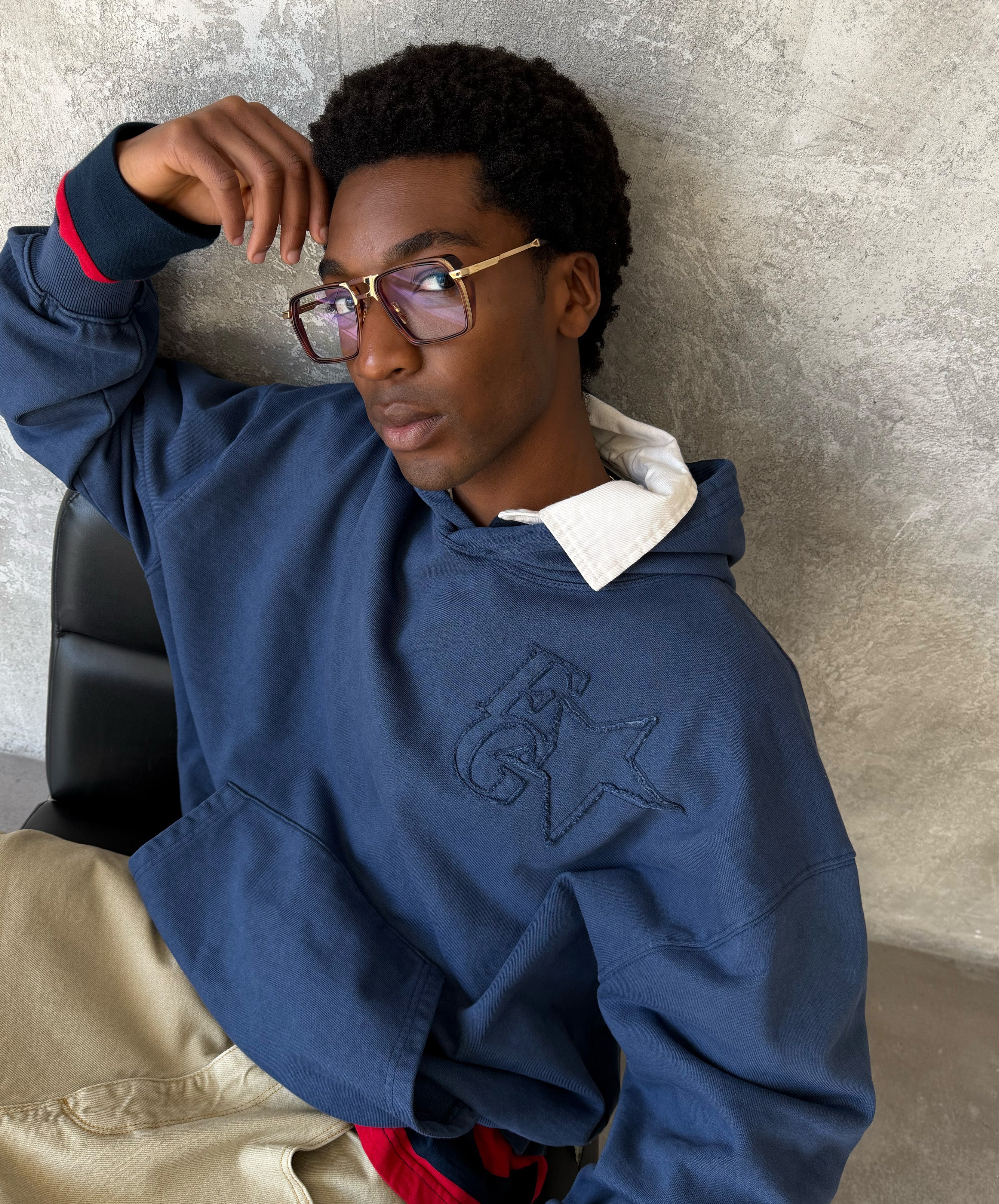 Star Washed Hoodie Navy - Image 9