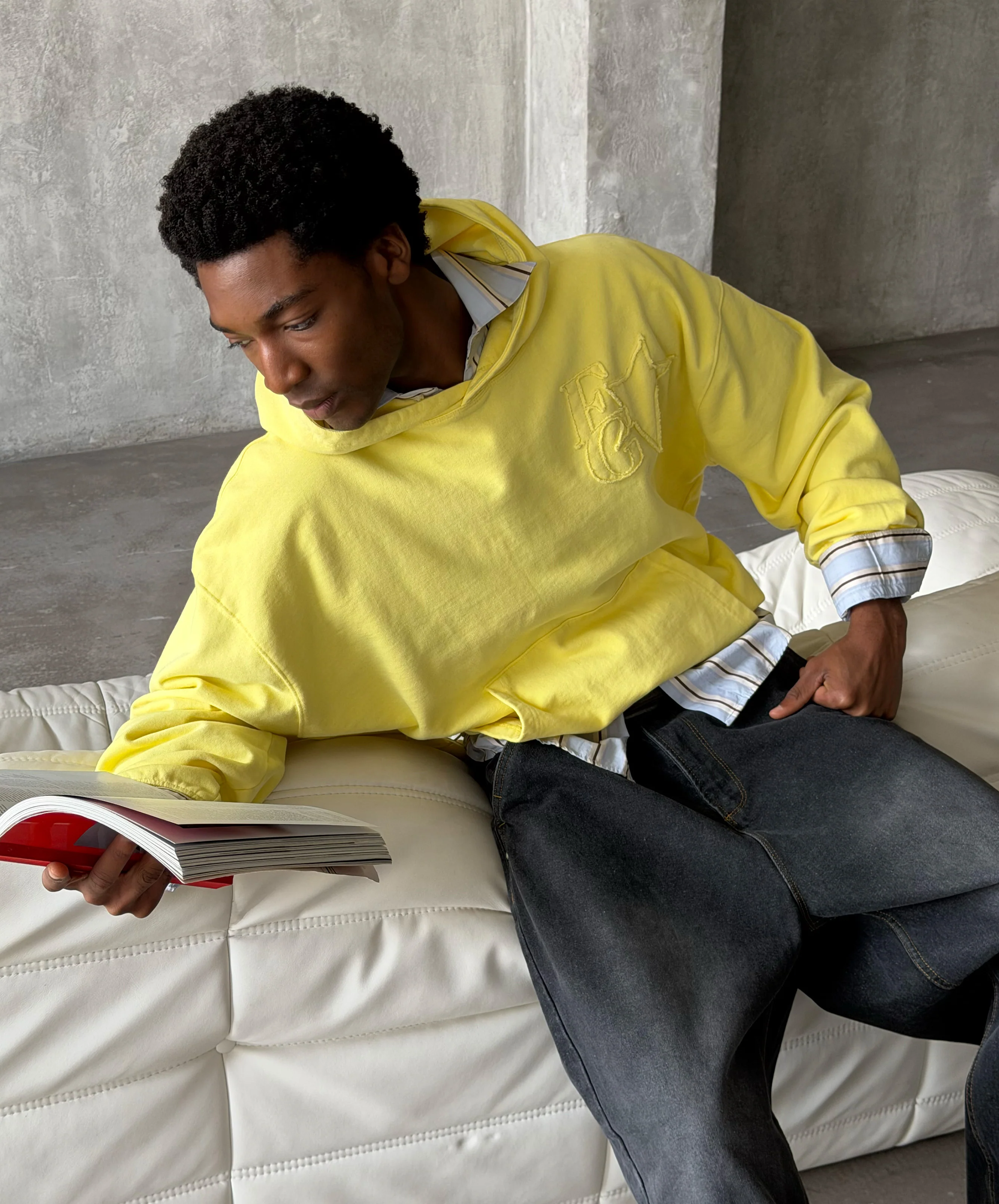 Star Washed Hoodie Yellow - Image 9