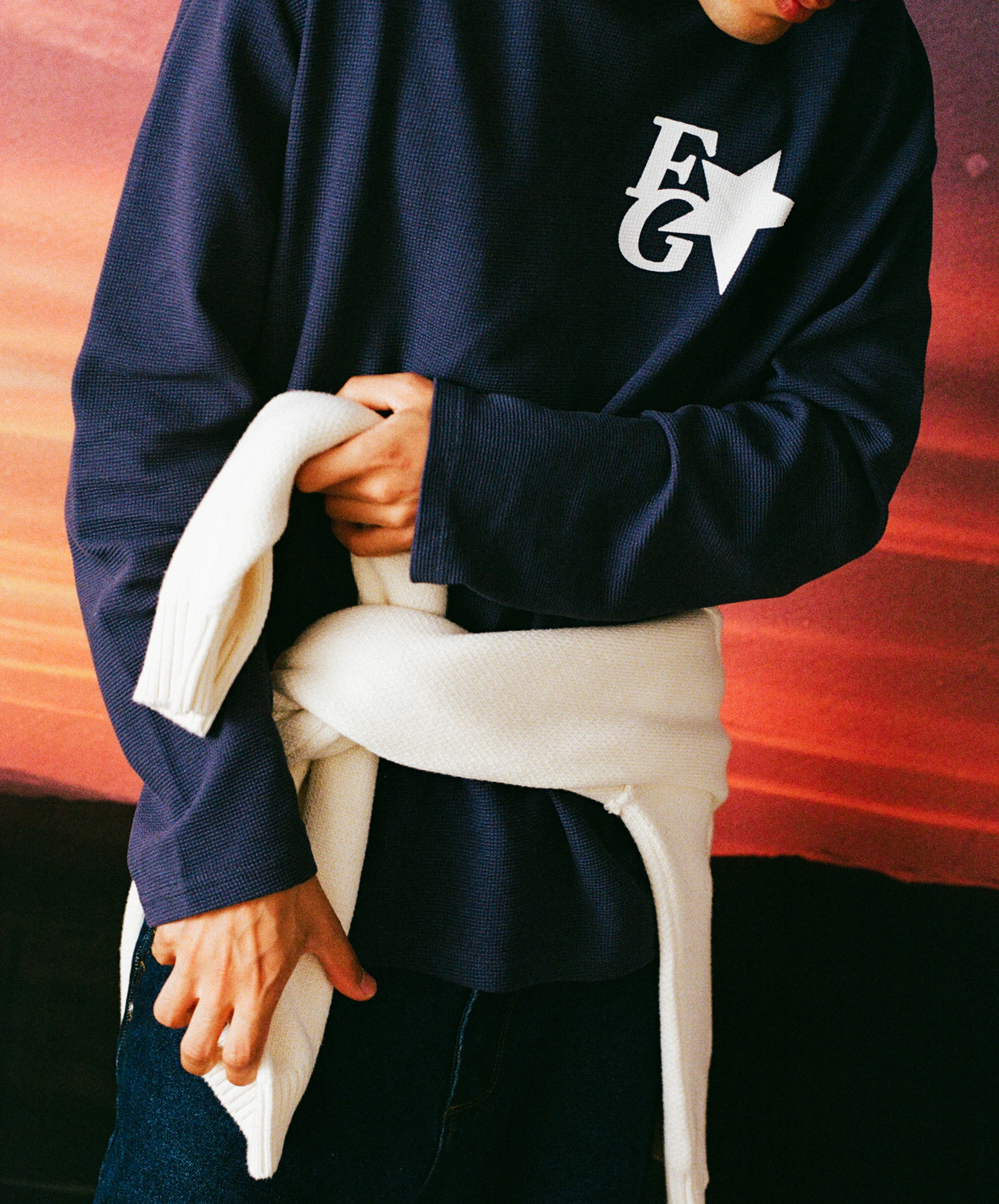 Star Longsleeve Navy - Image 7