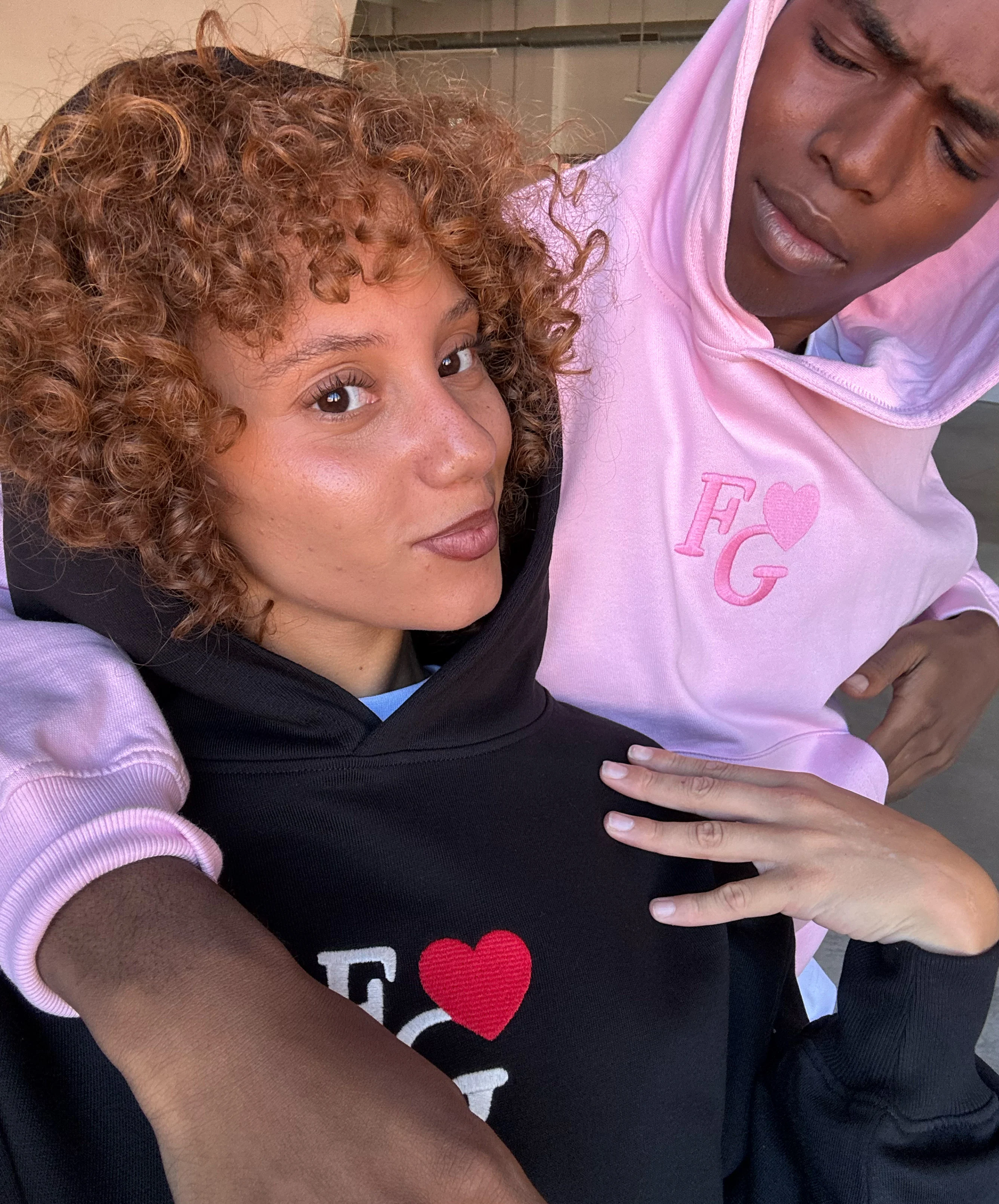 Valentine's Hoodie Rose - Image 10
